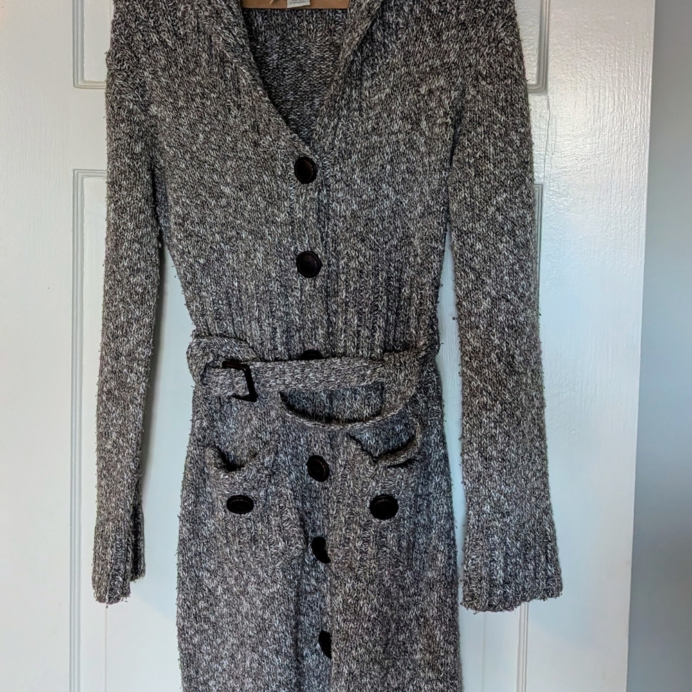 Moth (Anthropologie) Gray and White Knit Sweater